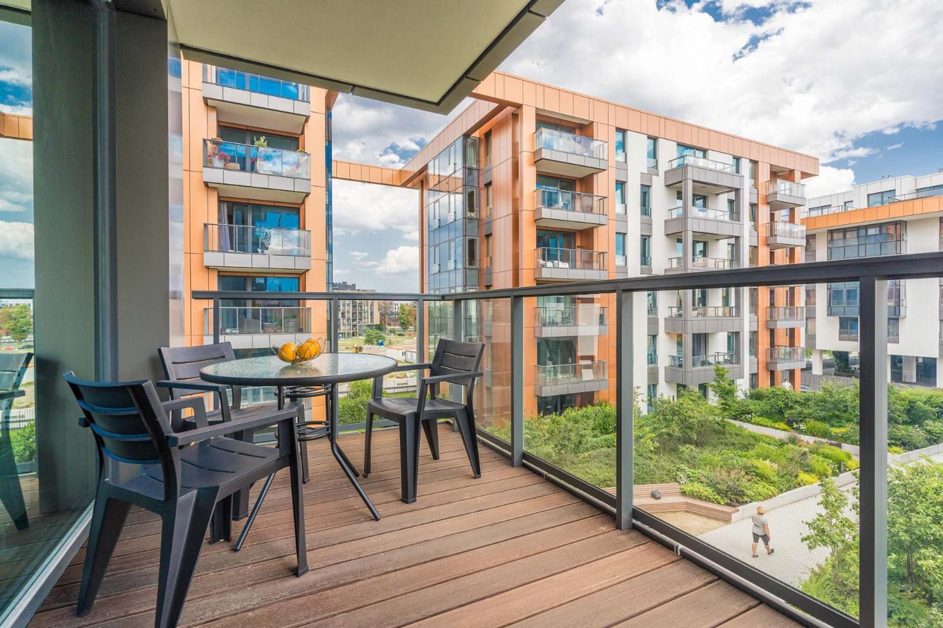 Blue Mandarin Riverside Premium Sauna & Gym Danzica Esterno foto
